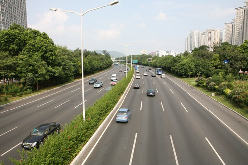 深圳市笋岗路路面修缮及交通改善工程